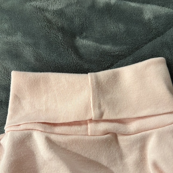 Vintage Pink Liz Claiborne Elbow Sleeve Turtleneck - Picture 7 of 7